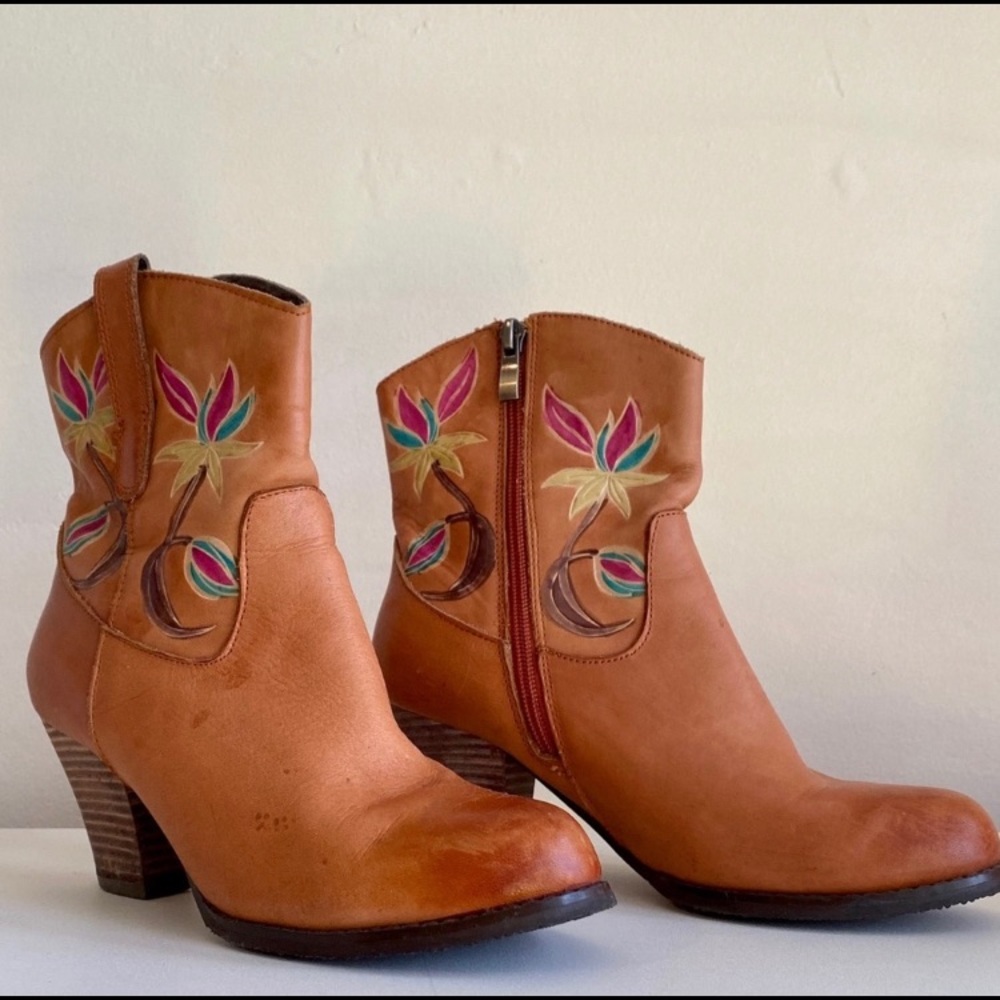 Leather Booties - Elite by Corky’s (FLORENCE) Sz7 - Picture 2 of 7
